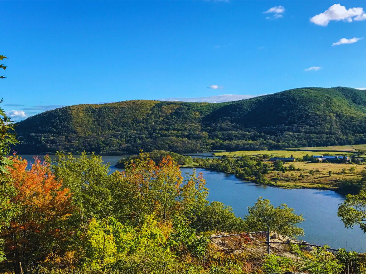 Lake Waramaug near Hopkins Vineyard, Warren, CT