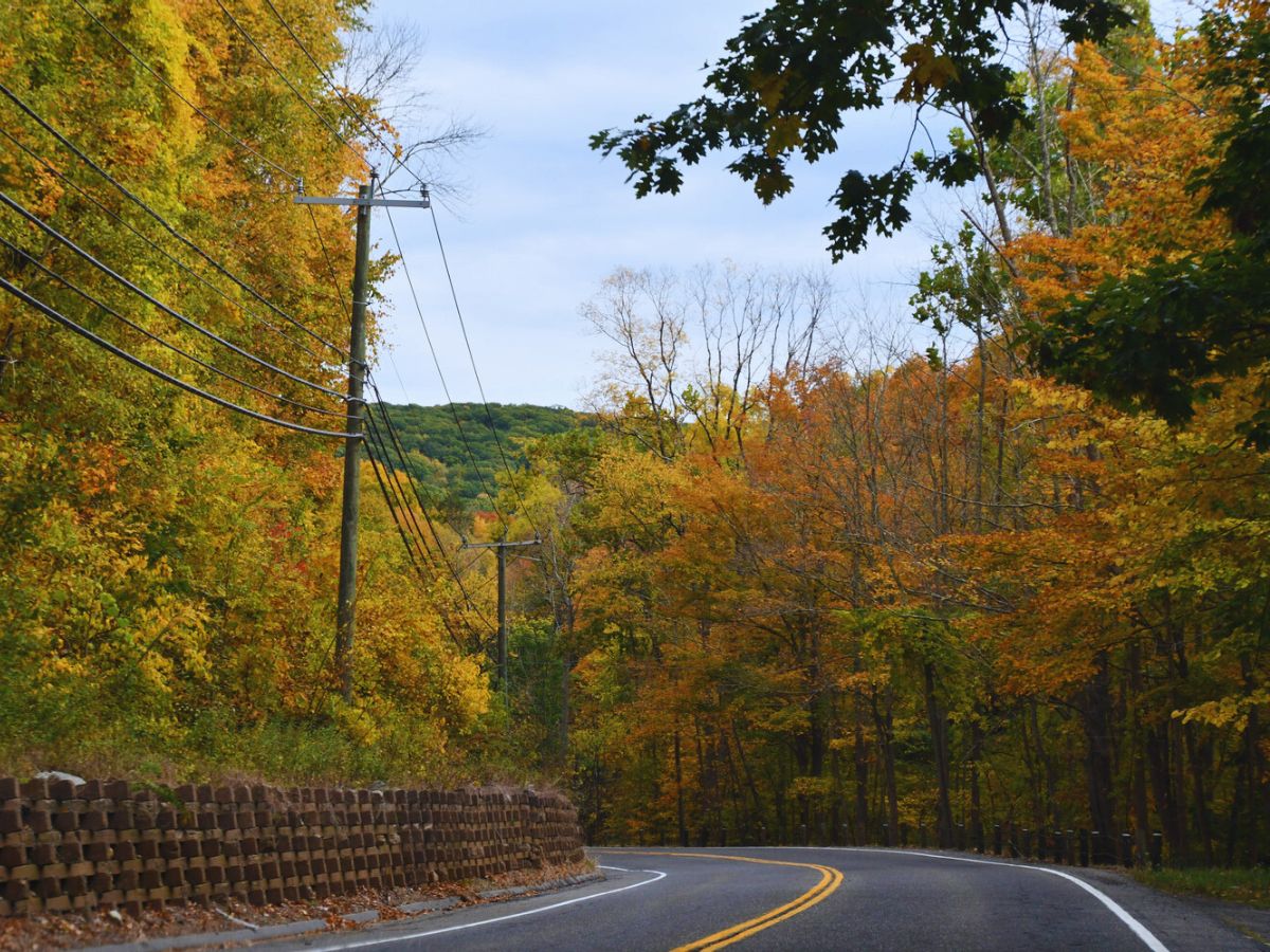 Mount Tom State Park, Washington, CT